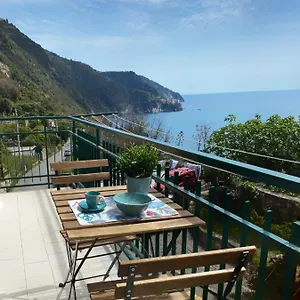 passito-rosso.hotelitalianriviera.com/